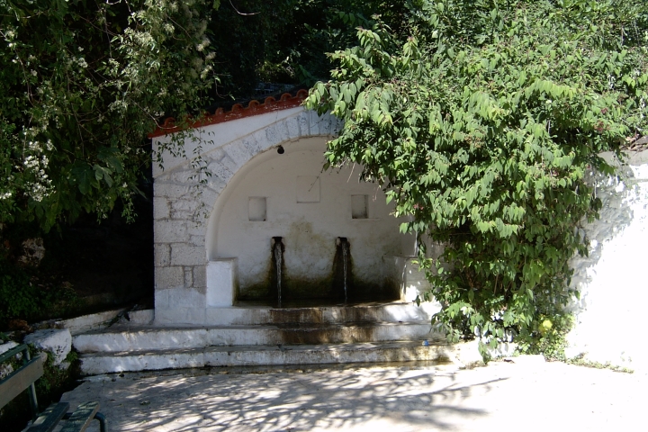 Κεντρική βρύση του χωριού.